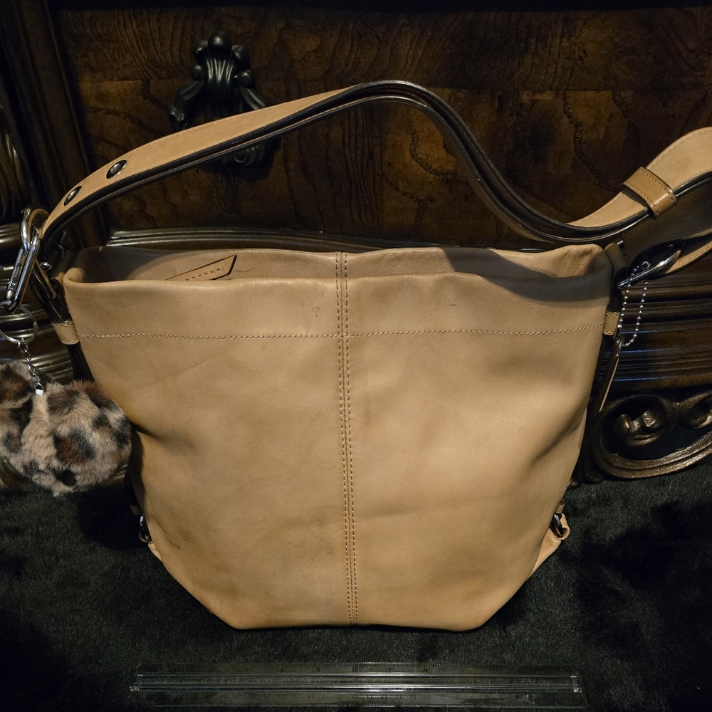 Coach Soho Duffle Hobo Convertible Strap Leather Crossbody/Shoulder Bag